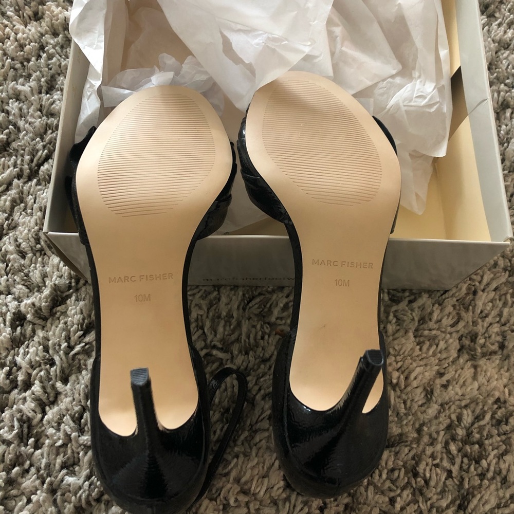 Marc Fisher Open toe sandals - Picture 4 of 8